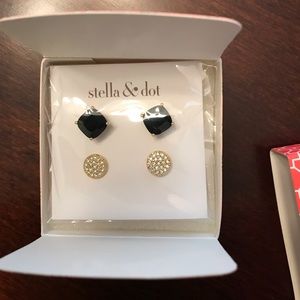 Stella & Dot Luxe Stud Pack-gold